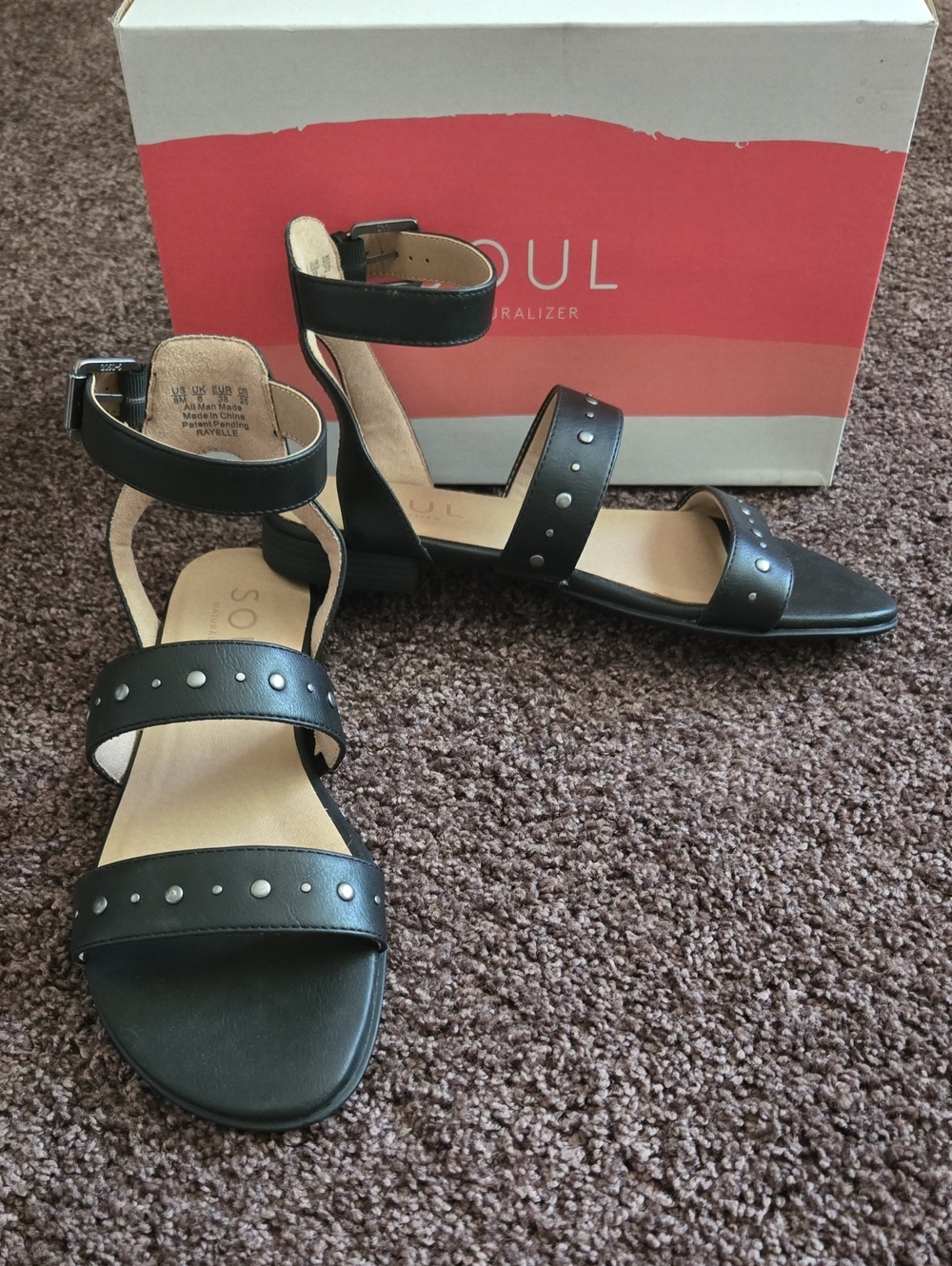 NEW Naturalizer Soul Black Stud Sandals 8 M